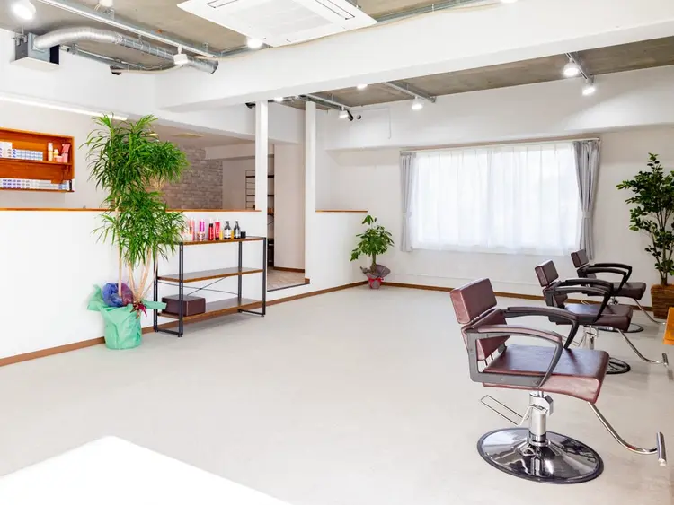 BiBiの内観・外観1