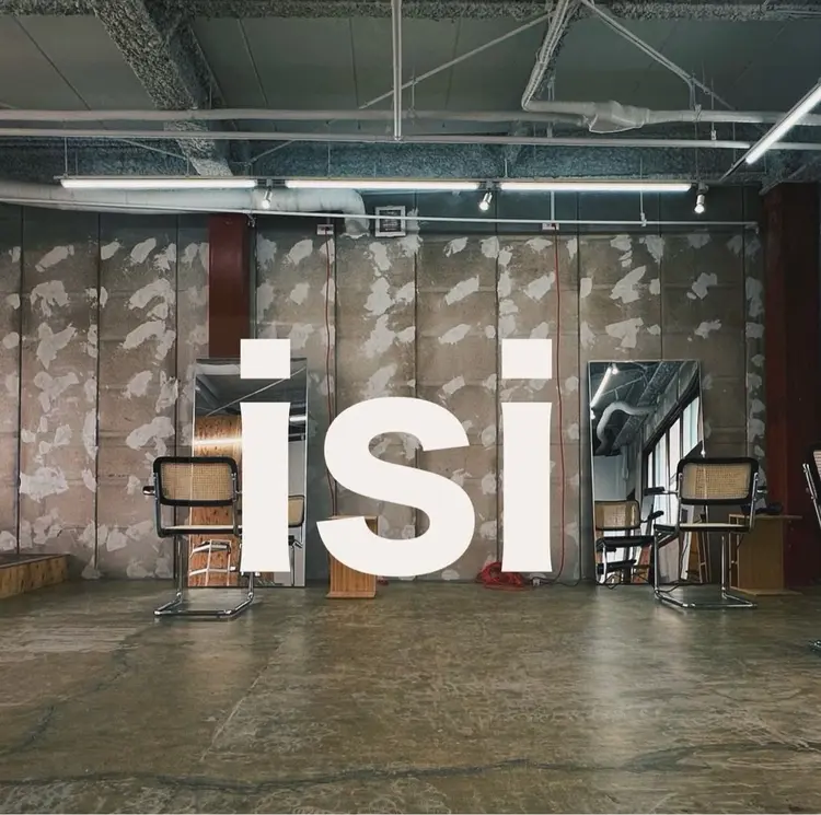 isi(イシ)の内観・外観2