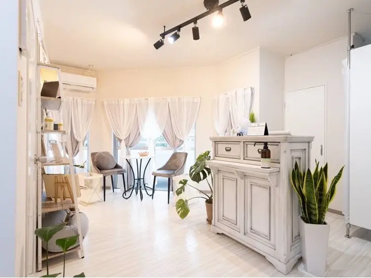 ネイルサロンme19の内観・外観1