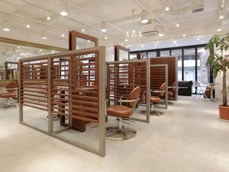 美容室BRAVE柏東口店の内観・外観2