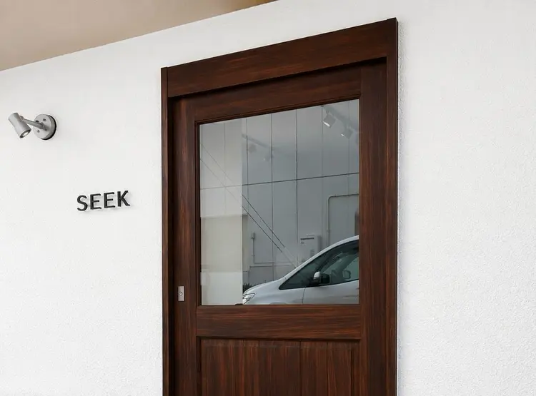 SEEKの内観・外観2