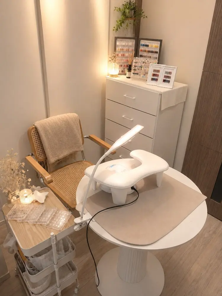 Nailsalon Mofumeの内観・外観1