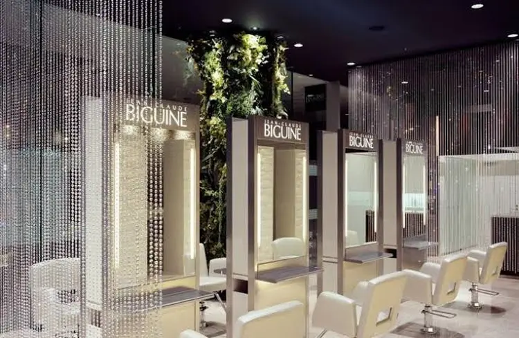 ジャンクロードビギン横浜ベイクォーターの内観・外観1