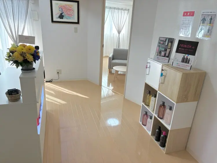 ホーユーセルフカラーショップ金山駅前店の内観・外観1