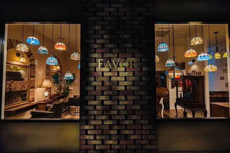 FAVOR 警固店の内観・外観1