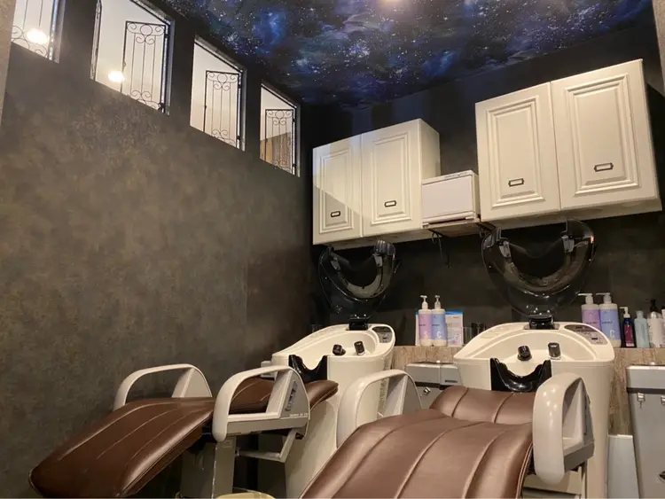 HAIR MAKE Y-21 久地店の内観・外観3