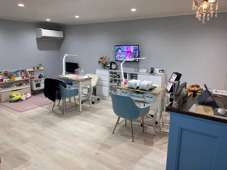 LILY  NAILの内観・外観2