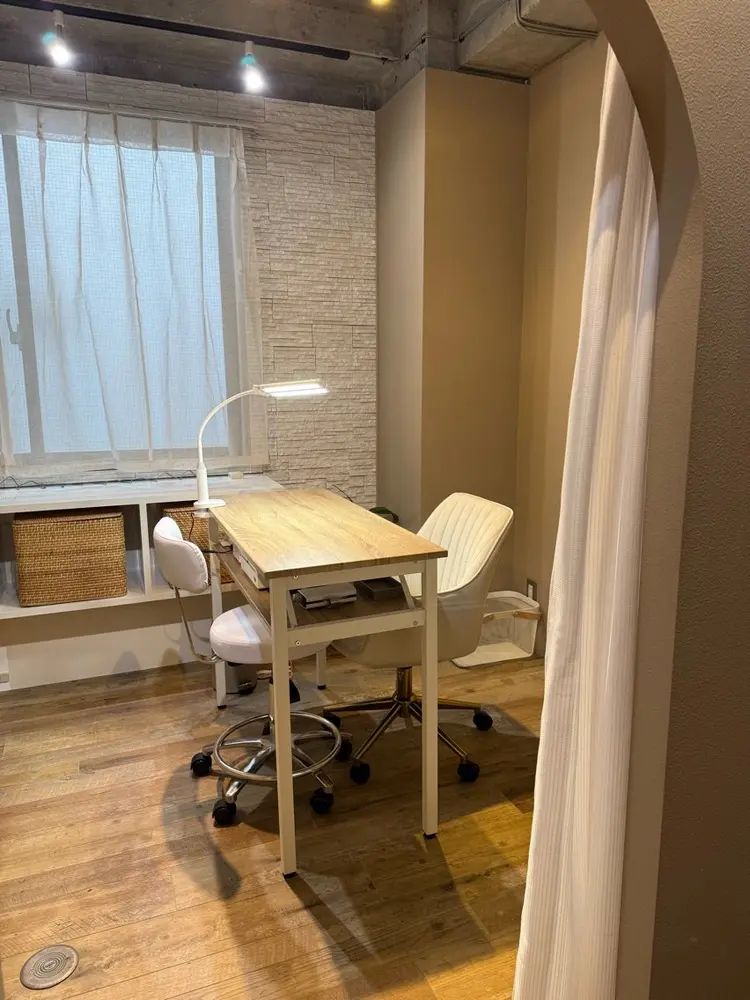 パラジェルプレミアムサロン ネイルケア&スパ RAIRA【ライラ】の内観・外観2