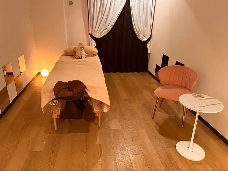 リラクゼーションサロン　エスケープの内観・外観1