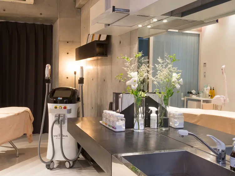 mewの内観・外観1