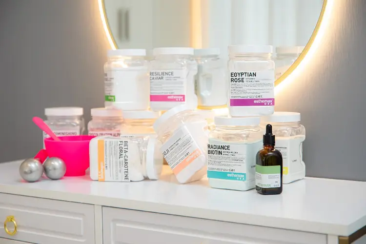 È LINDAの内観・外観2