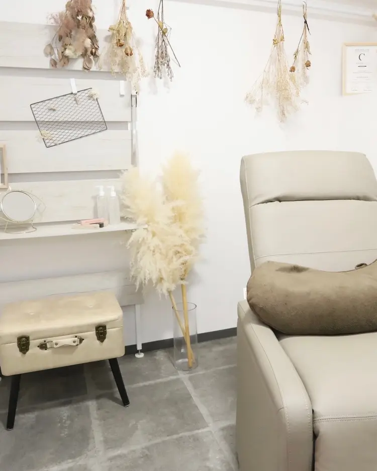 OFFの内観・外観1