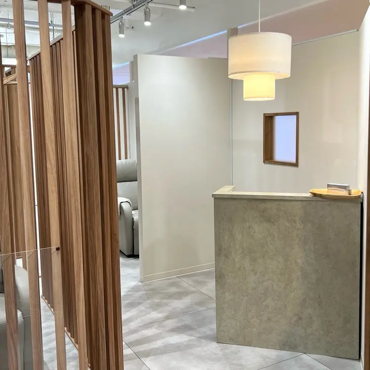 eyelashsalon me.大宮店の内観・外観1