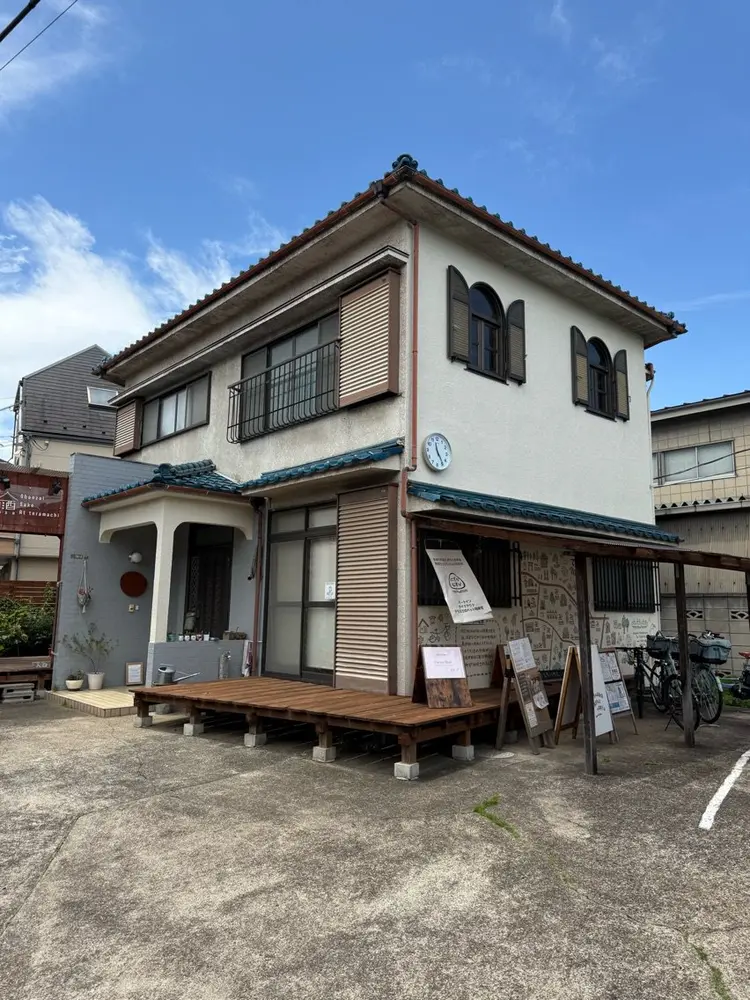 Carina Nailの内観・外観2