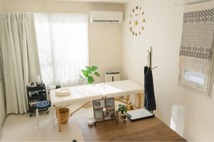 eyebrow salon  loliの内観・外観2