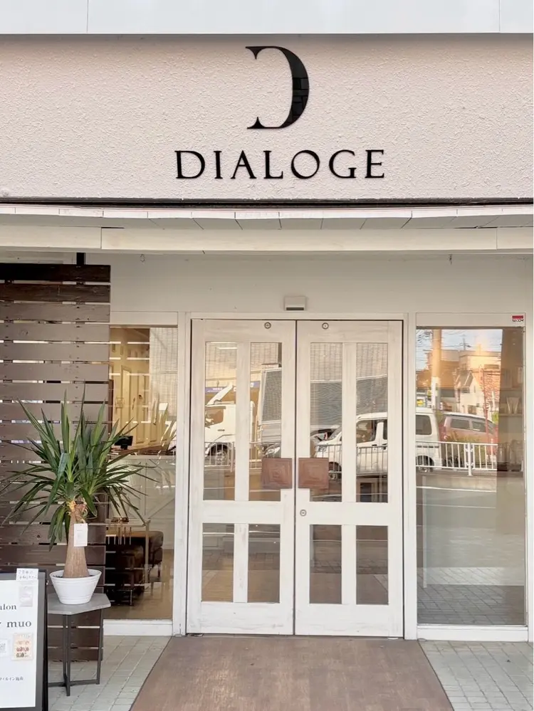 HAIRLOUNGE DIALOGEの内観・外観1