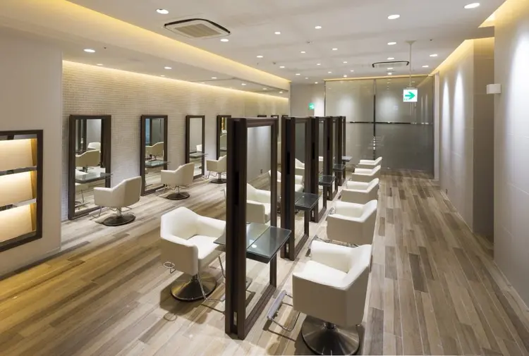 ZELE AVEDA イオンモール与野の内観・外観2
