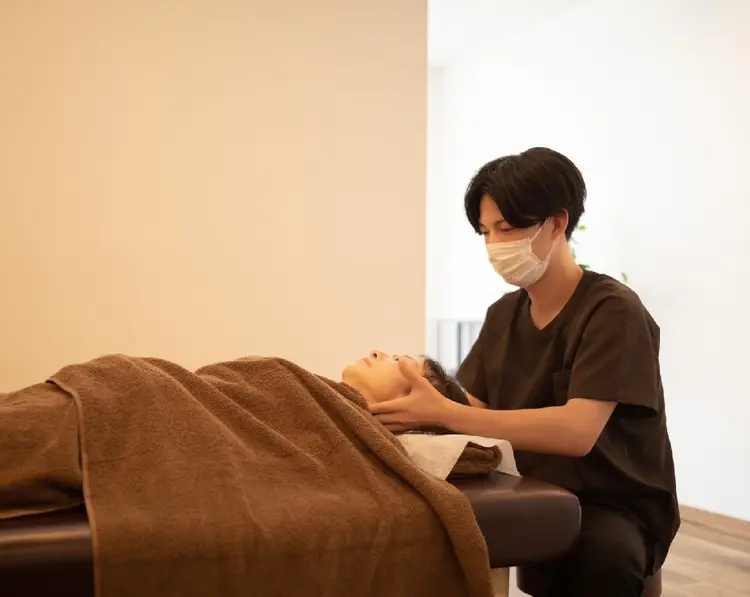 所沢肩こり腰痛マッサージ鍼灸院の内観・外観2