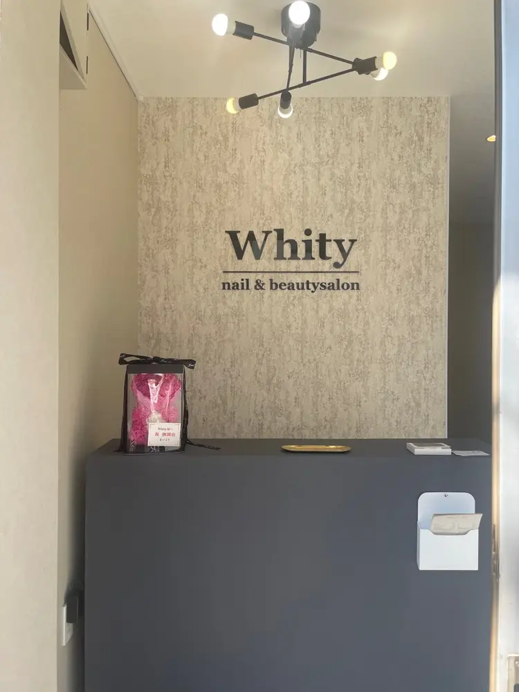 Whityの内観・外観2