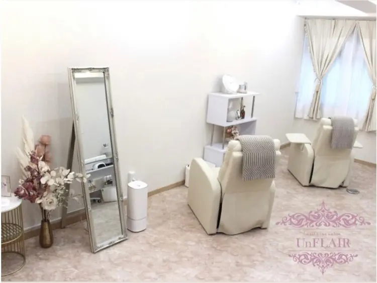Nail salon UnFLAIR麻布十番の内観・外観1