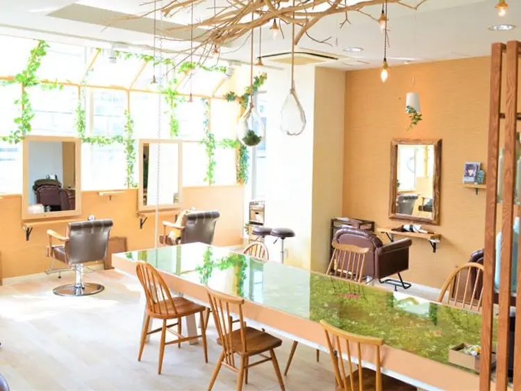 プラーチェの内観・外観1