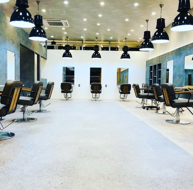 Agu hair olive 郡山富田店の内観・外観3