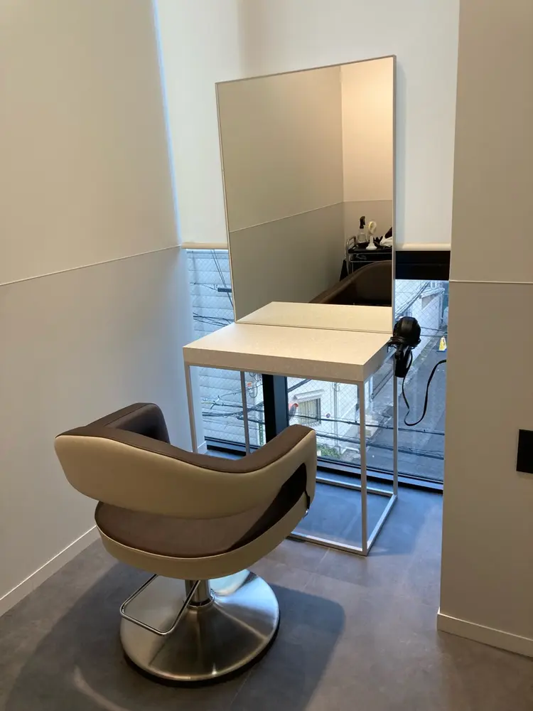 SALOWIN 梅田茶屋町 North【サロウィン】の内観・外観2