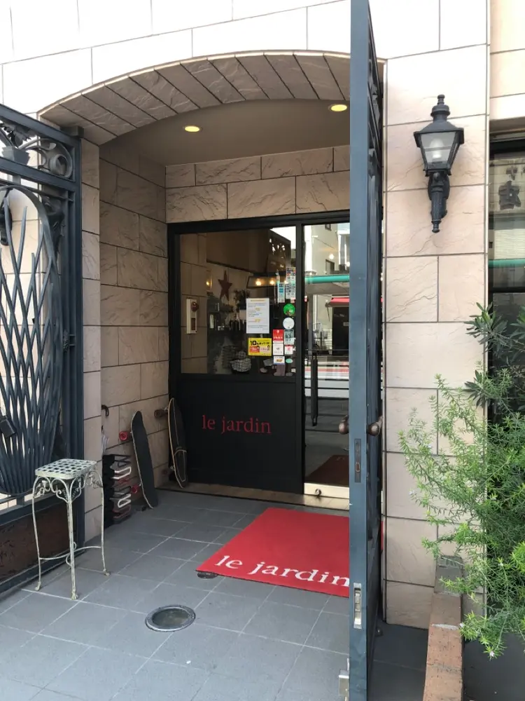 シアン八王子店の内観・外観2