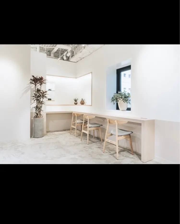 FILMS 新宿の内観・外観2