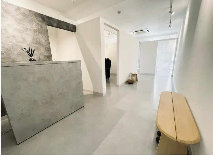 eyelash MONA モナの内観・外観1