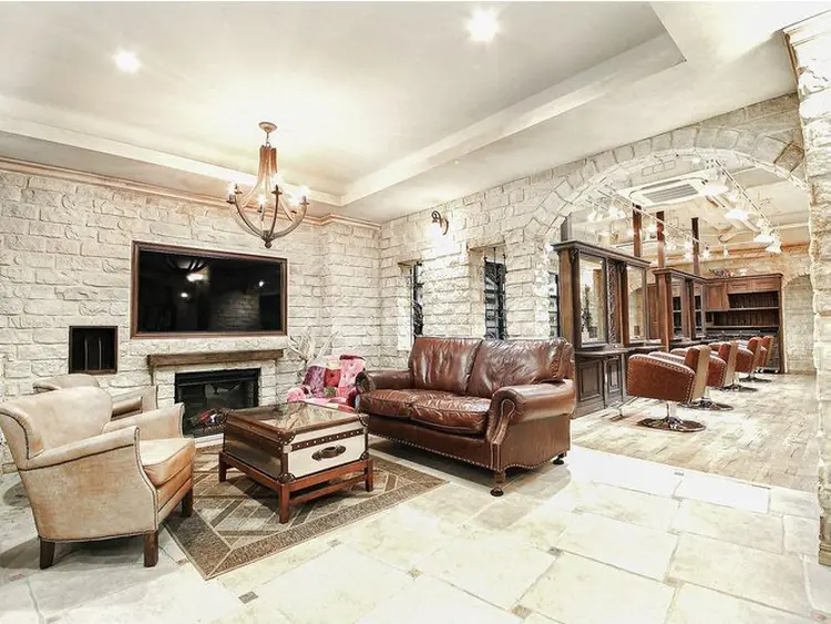 Luce府中の内観・外観2