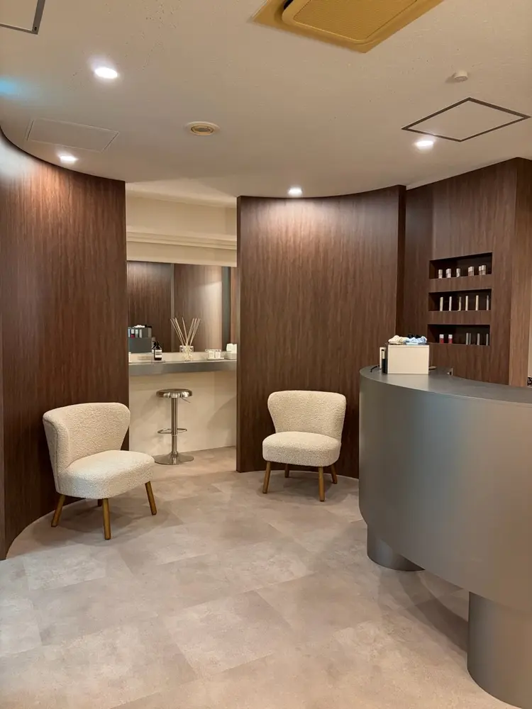 ADDICT表参道店の内観・外観2