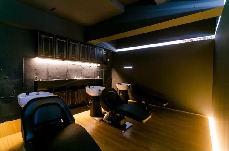 men's salon NOWAYの内観・外観2