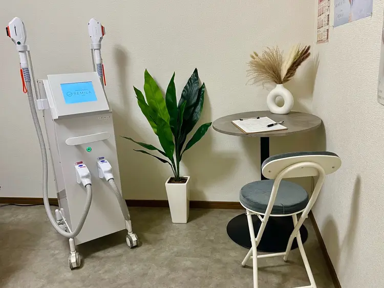 《脱毛/韓国肌管理サロン》Epina -エピナ- 横浜店の内観・外観1