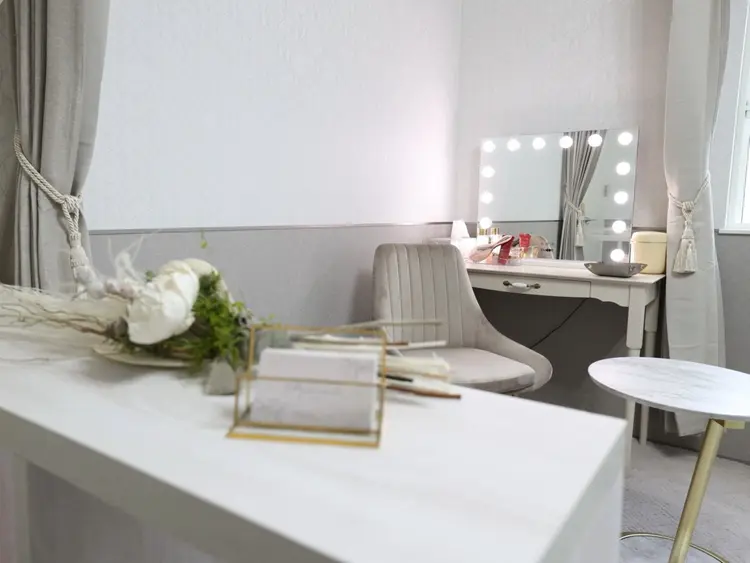 ビューティーサロン　ア・クイーユの内観・外観2