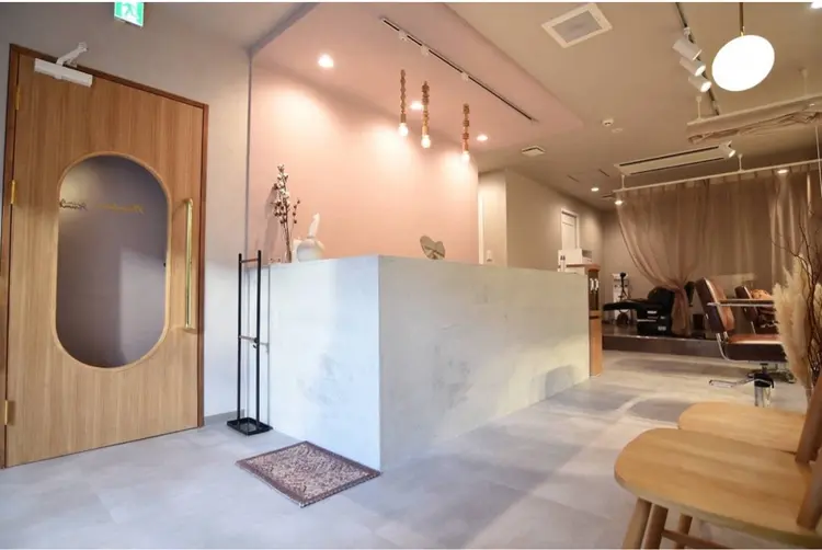 Number博多の内観・外観1