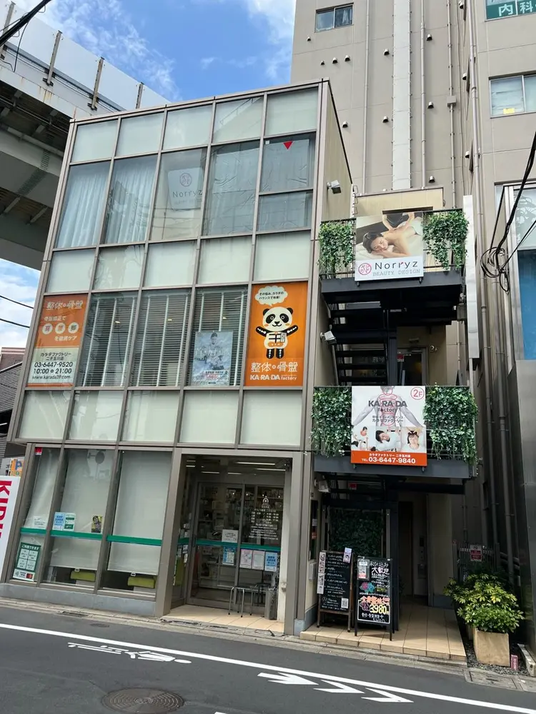 ビューティコアの内観・外観1