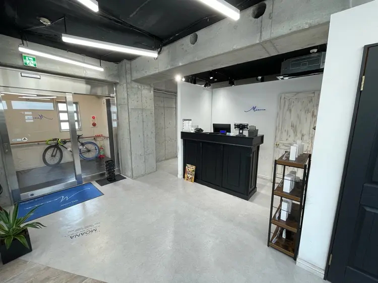 Moana by HEADLIGHT 川口店の内観・外観2