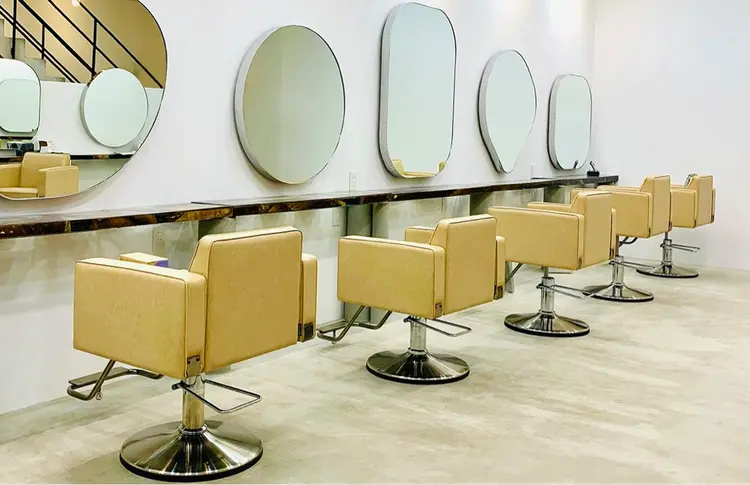 SENSE OF HUMOURの内観・外観2