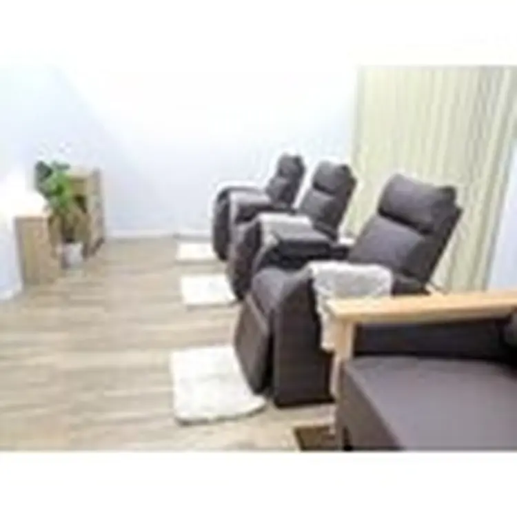 ロレインブロウ川口店の内観・外観2