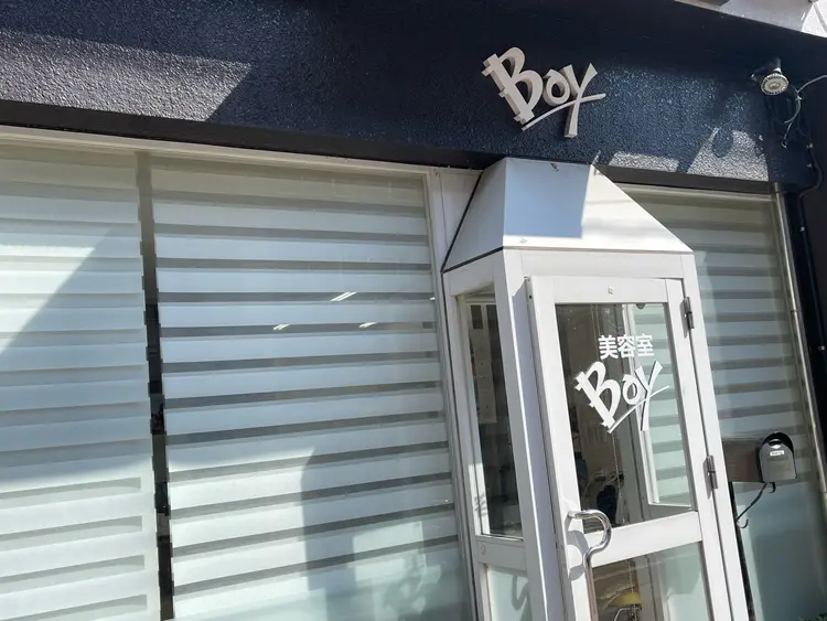 美容室BOYの内観・外観1