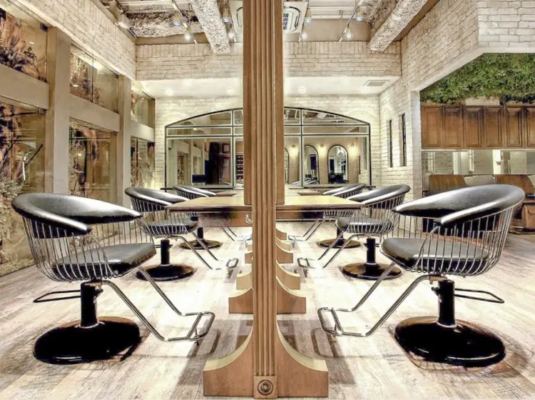 TiffaGINZAの内観・外観2