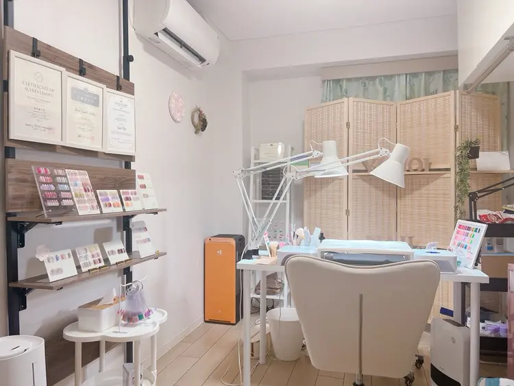 名東区ネイルサロン ユノイネイルの内観・外観1