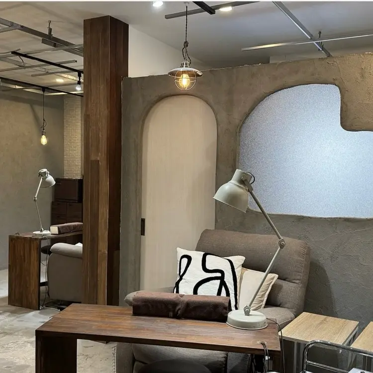 satoril　nail room 京橋店の内観・外観1