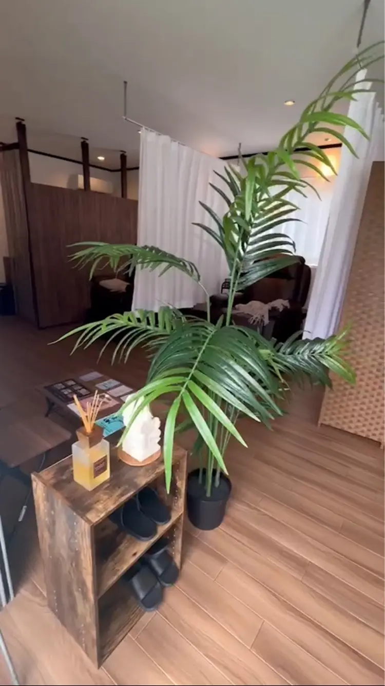 LANAの内観・外観2
