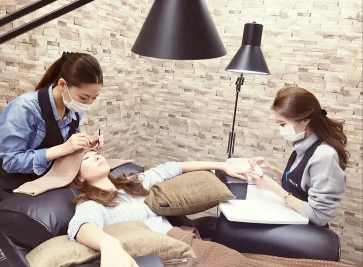 MAXKELLY梅田店の内観・外観3