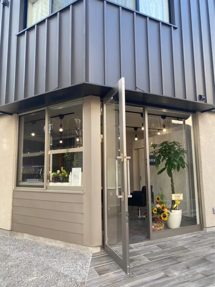 Roygbiv(ロイジービィヴ)の内観・外観2