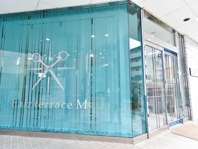 ヘアテラスM奈良店の内観・外観1