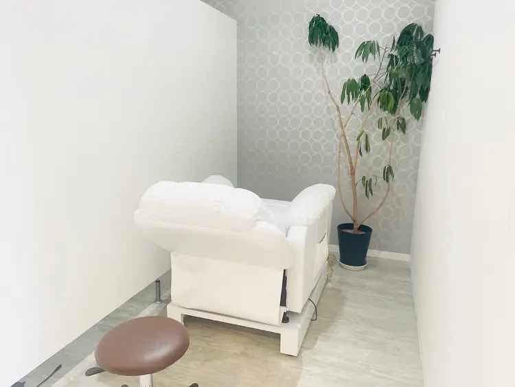 アイラッシュサロンfの内観・外観2