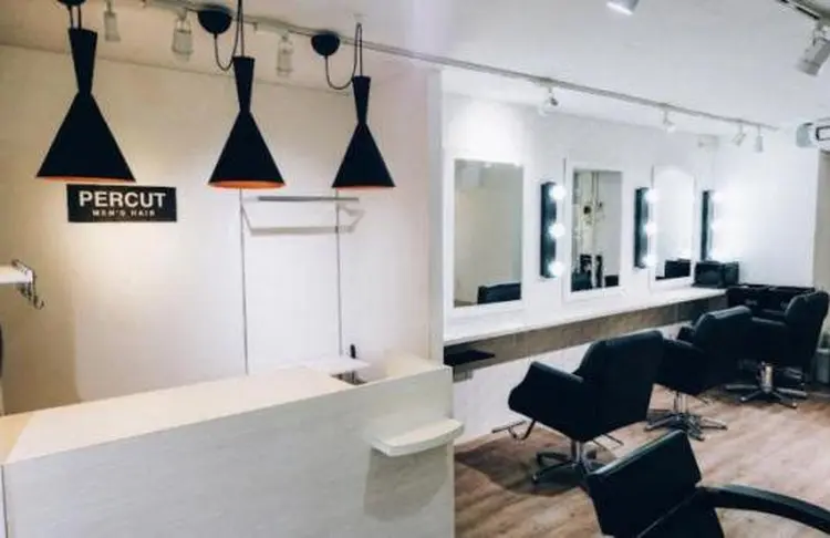 MEN'SHAIR PERCUT（パーカット） 渋谷店の内観・外観1